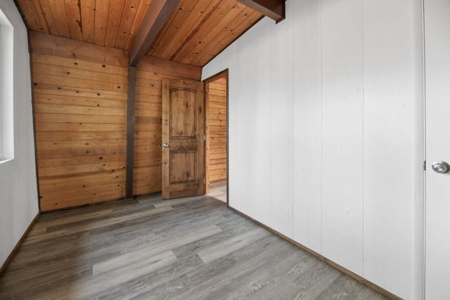 2063 10th Lane, Big Bear CA: https://media.crmls.org/mediaz/ffbf62e2-1807-484f-bf6c-7a9f67823824.jpg