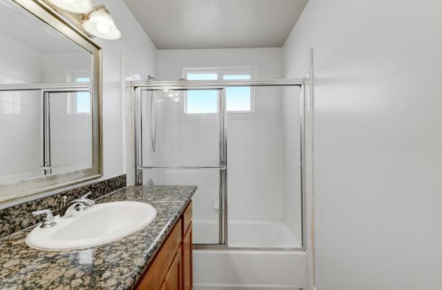 Detail Gallery Image 10 of 22 For 800 N Mollison Ave #36,  El Cajon,  CA 92021 - 1 Beds | 1 Baths