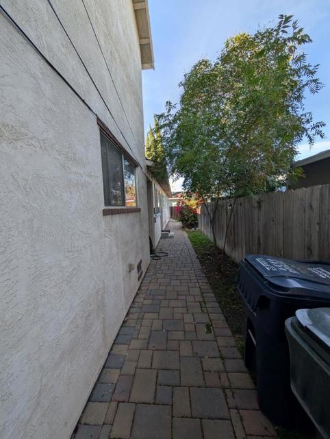 1844 Elm Street, Livermore CA: https://media.crmls.org/mediaz/ffc05727-8892-4d29-b1b7-86addf12f8a1.jpg