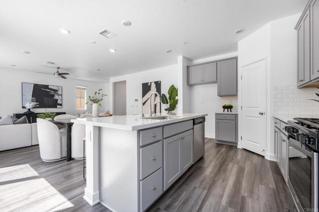 Home for Sale in Vista