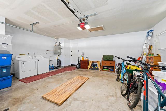Detail Gallery Image 16 of 22 For 11738 Monte View Ct, El Cajon,  CA 92019 - 3 Beds | 2 Baths