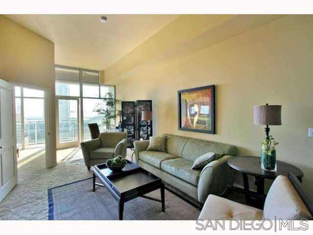 253 10Th Ave, San Diego CA: https://media.crmls.org/mediaz/ffc12824-3102-44b8-b776-8a9873598b1a.jpg
