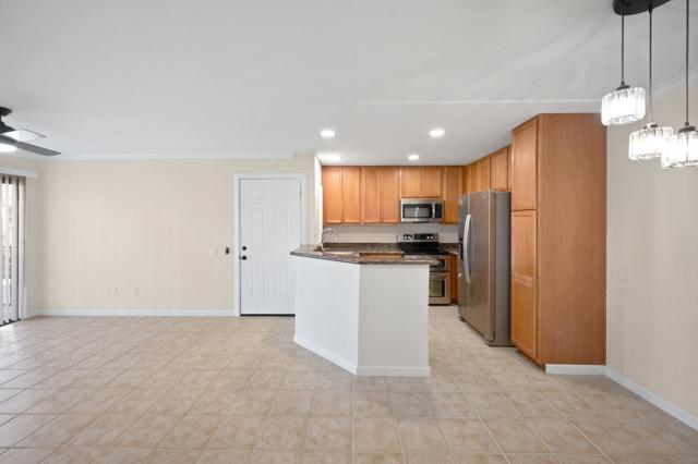 Image 2 of 25 For 78650 Avenue 42  1005