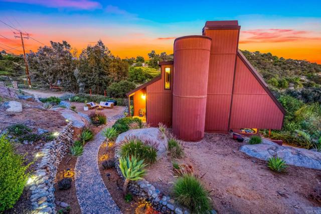 Home for Sale in Valley Center