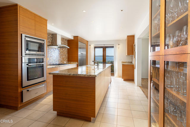 Detail Gallery Image 12 of 52 For 3001 Long Valley Rd, Santa Ynez,  CA 93460 - 6 Beds | 6/2 Baths