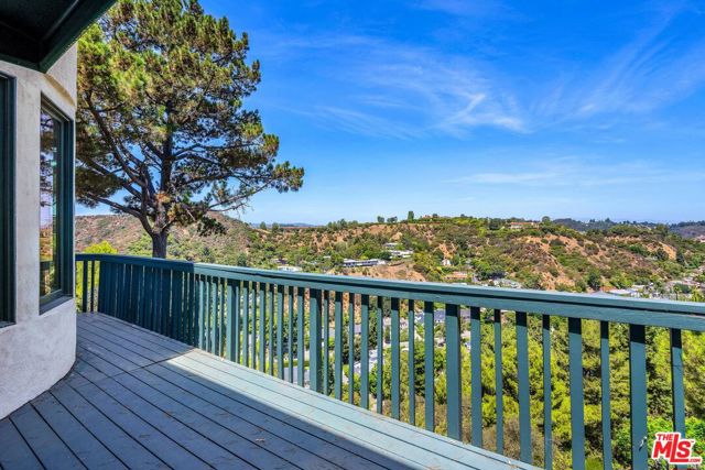 4 Bed Home for Sale in Los Angeles, California