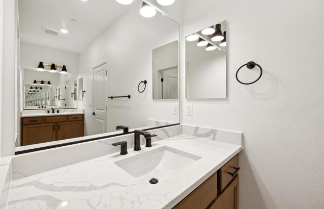 1379 California Circle, Milpitas CA: https://media.crmls.org/mediaz/ffc52f1c-4ad9-4022-8b56-1e491381132e.jpg