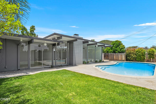 3832 E Casselle Avenue, Orange CA: https://media.crmls.org/mediaz/ffc5f604-513a-48b9-8371-9c543129ce51.jpg