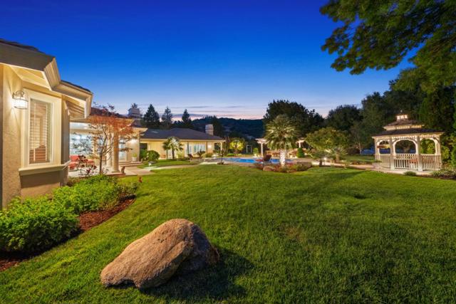 6585 Redwood Retreat Road, Gilroy CA: https://media.crmls.org/mediaz/ffc68d8d-38ff-41ca-9c99-5c0ce45384bf.jpg
