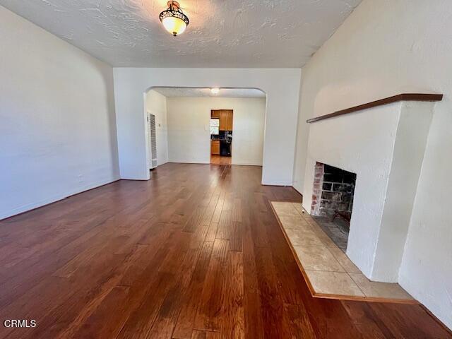 226 El Medio Street, Ventura CA: https://media.crmls.org/mediaz/ffc7447b-8e4e-472c-827c-d19fd39867af.jpg
