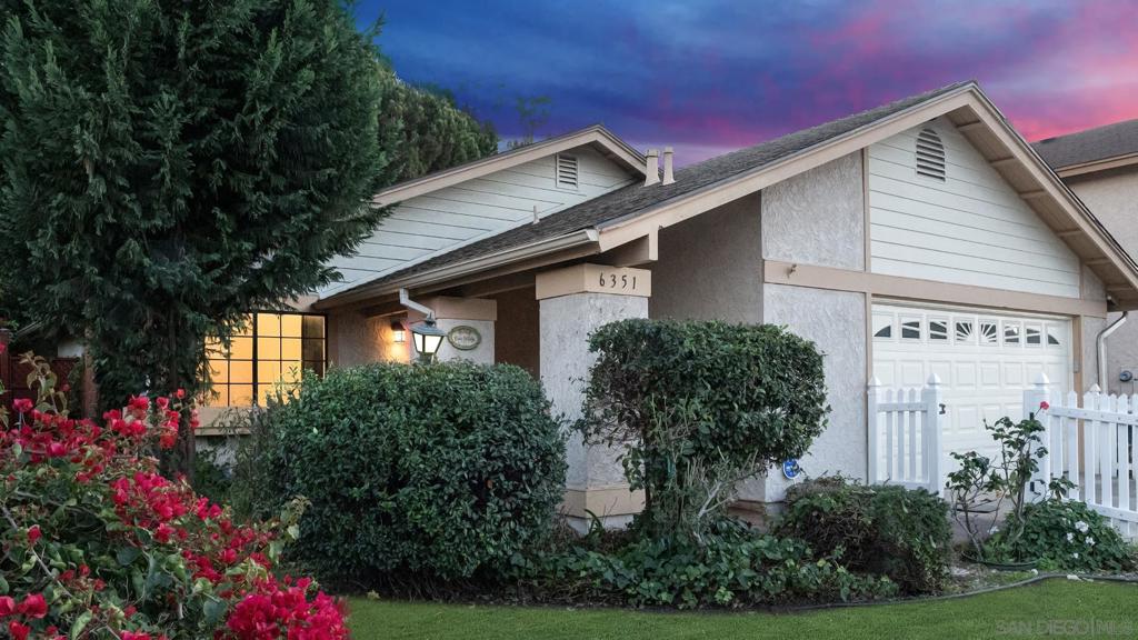 6351 Plaza Cuernavaca