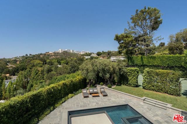 Drew Fenton | 253 Ashdale Place Los Angeles CA | MLS: 7382950