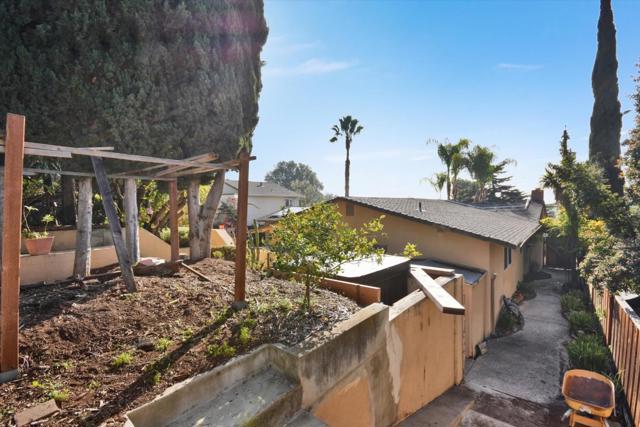 372 Fleming Avenue, San Jose CA: https://media.crmls.org/mediaz/ffca7c27-1871-436d-8358-bd27ae7d2b38.jpg