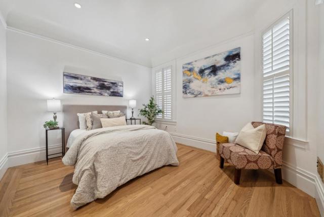 2556 Pine Street, San Francisco CA: https://media.crmls.org/mediaz/ffcab3c4-e7e9-4415-816c-48351c07dbc7.jpg