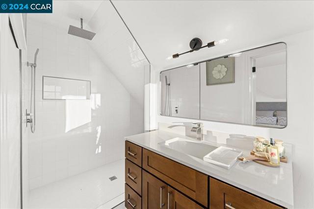 Image 39 of 60 For 900 Spruce Street
