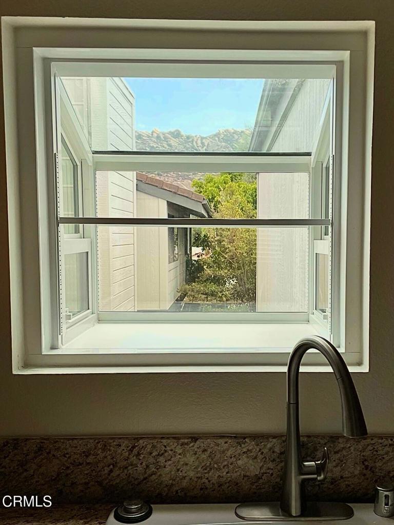 MLS #V1-33072 image #5