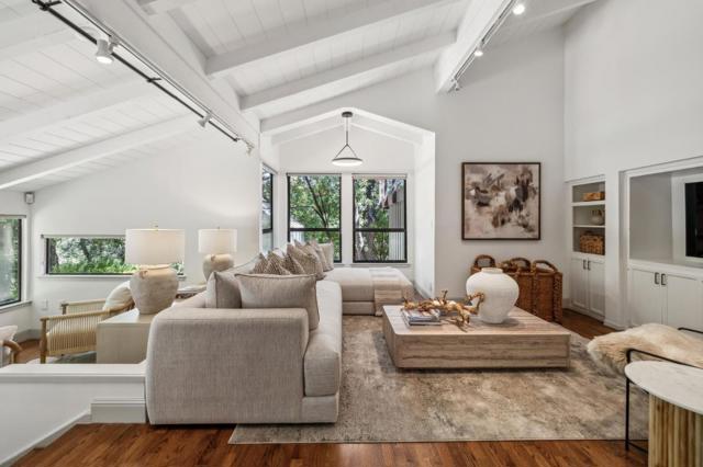 138 Bolivar Lane, Portola Valley CA: https://media.crmls.org/mediaz/ffcd49e9-8373-4522-a845-df1b690f9b04.jpg