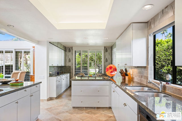 2181 S Toledo Avenue, Palm Springs, CA 92264