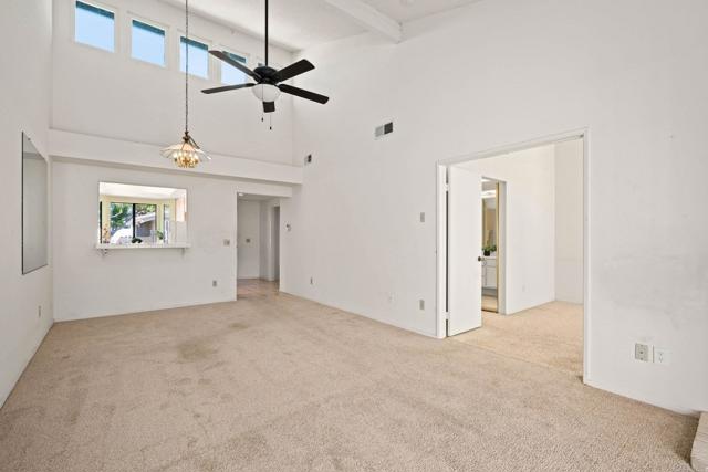 Detail Gallery Image 13 of 43 For 1015 Gleneagles Pl, Vista,  CA 92081 - 2 Beds | 2 Baths