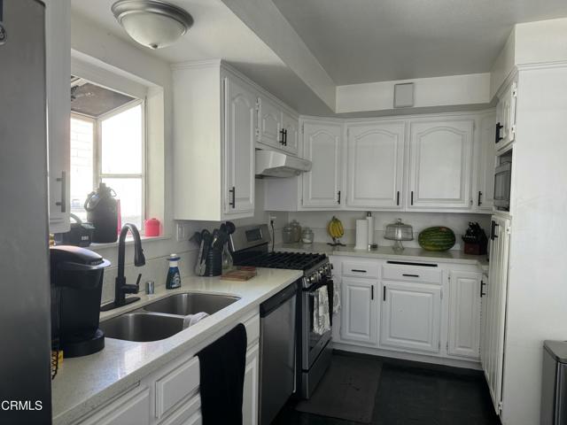 Detail Gallery Image 9 of 17 For 1816 Nowell Ave, Rowland Heights,  CA 91748 - 5 Beds | 2/1 Baths