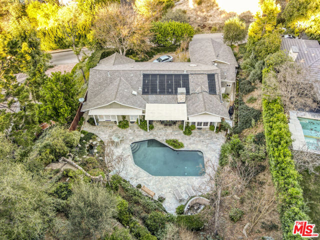 9420 Eden Drive, Beverly Hills, California 90210, 4 Bedrooms Bedrooms, ,1 BathroomBathrooms,Single Family Residence,For Sale,Eden,25481469