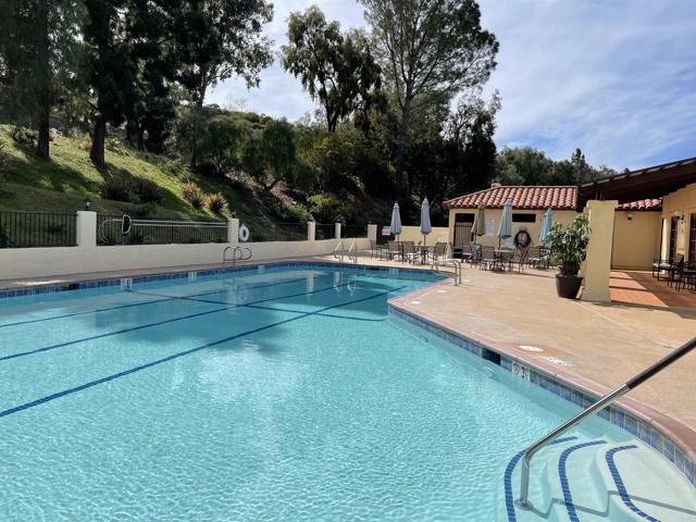 5420 Kipling Lane, Carlsbad CA: https://media.crmls.org/mediaz/ffcecc67-b16f-4e70-affb-ef8b3cd19b9c.jpg