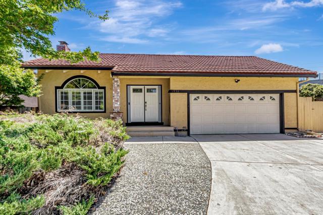 1536 Camino Cerrado, San Jose CA: https://media.crmls.org/mediaz/ffcf18e5-3ac0-4b83-bbc8-d846ac747691.jpg
