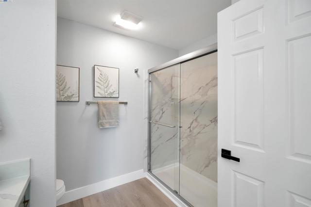 Image 31 of 55 For 26937 Hayward Blvd  217