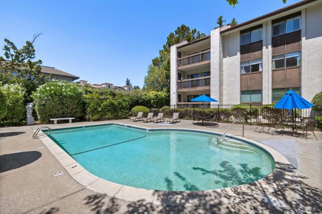 226 W Edith Avenue, Los Altos CA: https://media.crmls.org/mediaz/ffcf7022-fb93-49fa-9abd-3e2891db387d.jpg