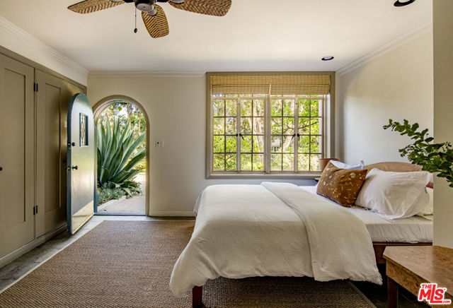 2250 N Berendo Street, Los Angeles CA: https://media.crmls.org/mediaz/ffd0d790-b664-4e5b-9b21-d266b2a926ae.jpg