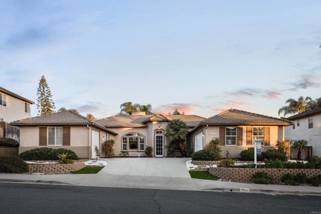 1111 Amelia Place, Escondido CA: https://media.crmls.org/mediaz/ffd161a3-e0c8-4466-af82-0e99347109f9.jpg