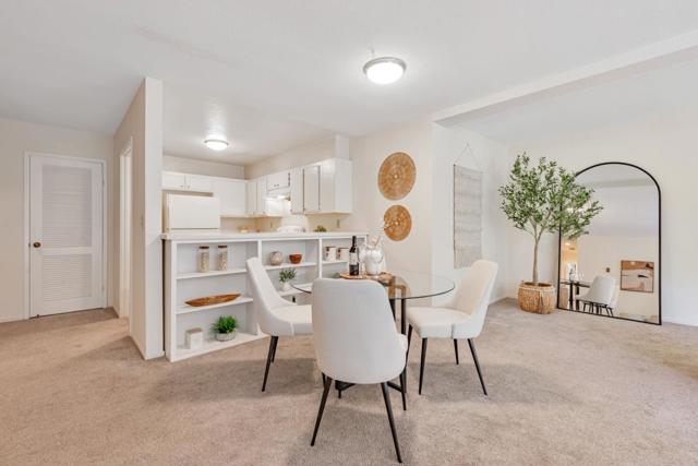 2140 Santa Cruz Avenue, Menlo Park CA: https://media.crmls.org/mediaz/ffd173e7-2e8a-4de2-a49a-37eef7d20586.jpg