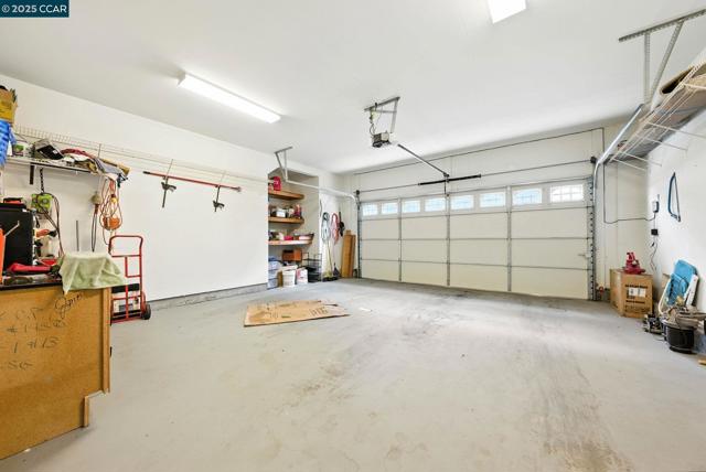 630 Oscar St, Vallejo CA: https://media.crmls.org/mediaz/ffd1937c-7911-4420-8e3a-e92d043d5f92.jpg