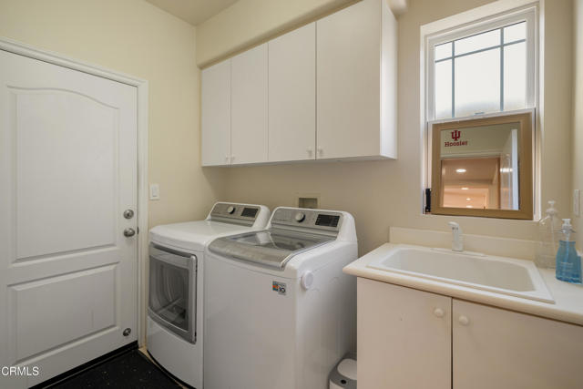 Detail Gallery Image 39 of 74 For 609 Hartwell Ct, Altadena,  CA 91001 - 4 Beds | 3 Baths