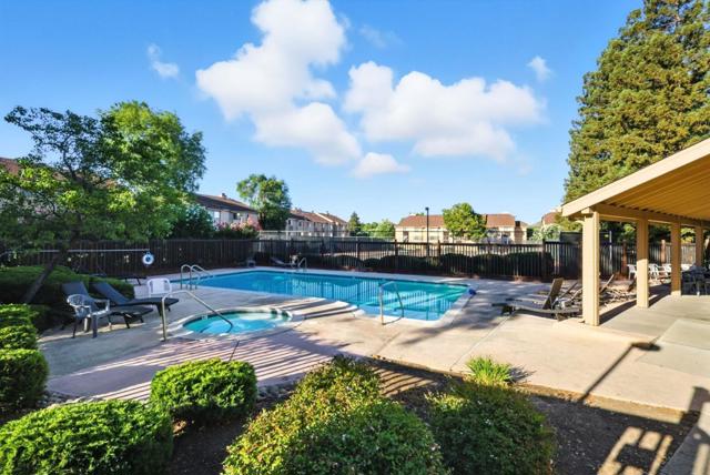 16902 Sorrel Way, Morgan Hill CA: https://media.crmls.org/mediaz/ffd31fd3-e3e0-4a8b-8b98-6bc74bb6b9d9.jpg