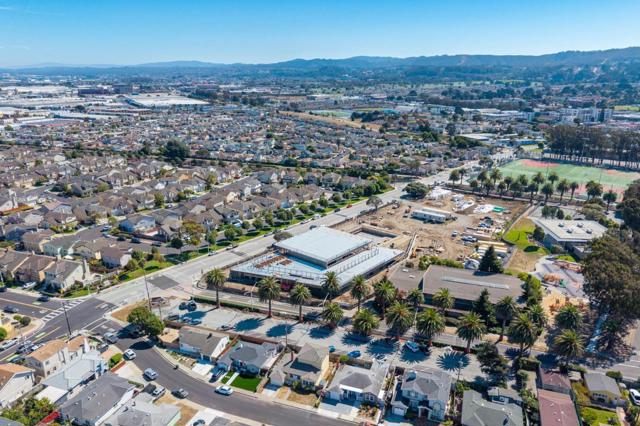 719 Circle Court, South San Francisco CA: https://media.crmls.org/mediaz/ffd33405-2ac1-43f6-89b8-2ac7199e89b7.jpg
