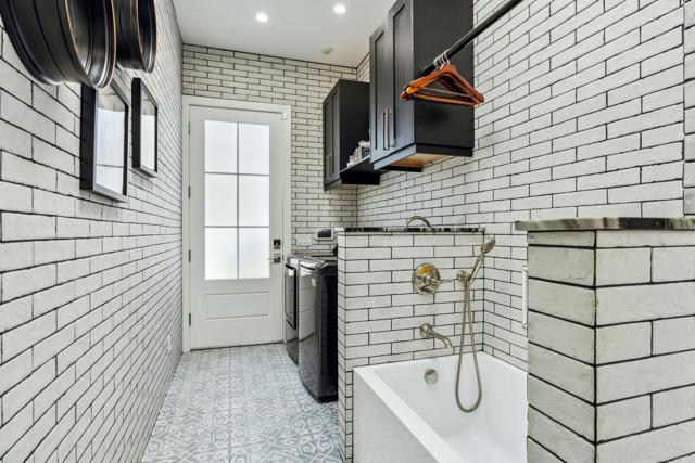 Detail Gallery Image 39 of 46 For 4230 Orchard Ave, San Diego,  CA 92107 - 4 Beds | 4/1 Baths