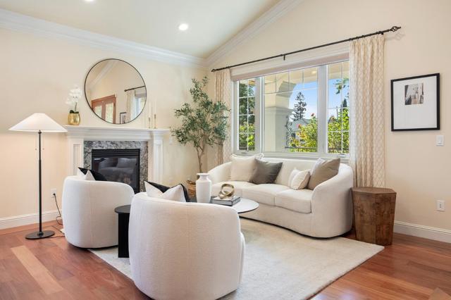 265 Wilton Avenue, Palo Alto CA: https://media.crmls.org/mediaz/ffd39fe4-aee1-46dd-9e2f-a5315fa9b76e.jpg
