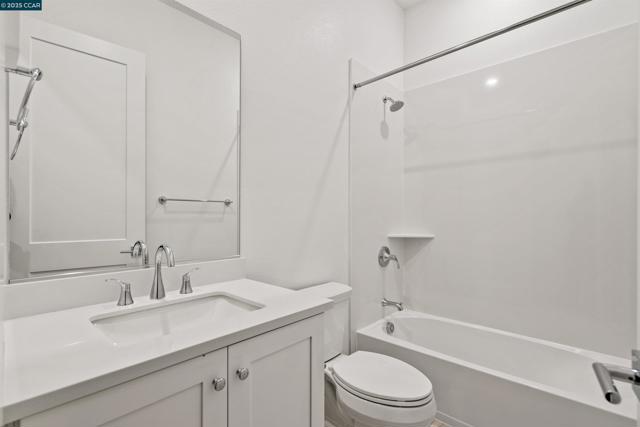 301 Stone Pine Terrace, Sunnyvale CA: https://media.crmls.org/mediaz/ffd4a3dd-7032-4731-b197-c9ce54707f10.jpg