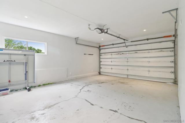 4611 Santa Cruz Ave, San Diego CA: https://media.crmls.org/mediaz/ffd52ab4-bc24-4470-aff4-86b4d3095764.jpg