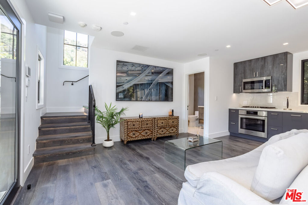 MLS #25481115 img 37