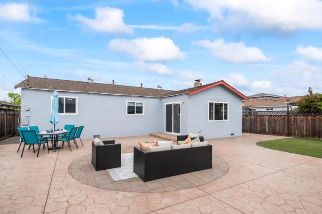 4842 Phelan Avenue, Fremont CA: https://media.crmls.org/mediaz/ffd69a66-4426-493b-b2db-e72409adb14d.jpg