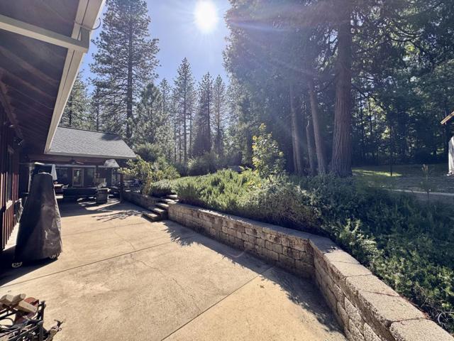 14543 Kathy Lane, Pioneer CA: https://media.crmls.org/mediaz/ffd6a695-1360-4321-b9af-9e9126292ca2.jpg
