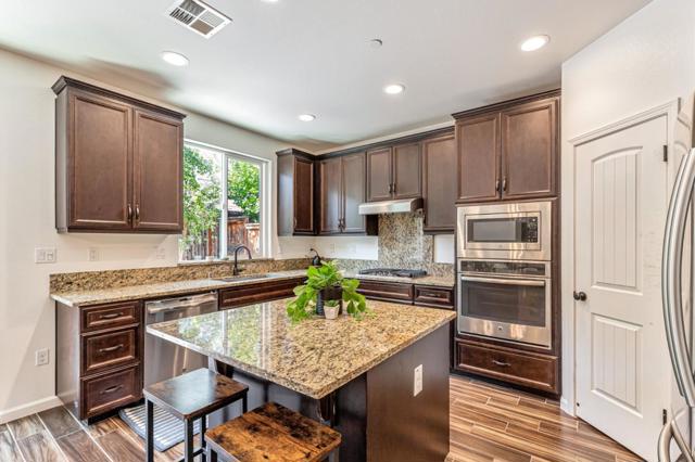 51 Koror Lane, Gilroy CA: https://media.crmls.org/mediaz/ffd6eaa8-6815-4b81-b90a-c3392d5f5d2f.jpg