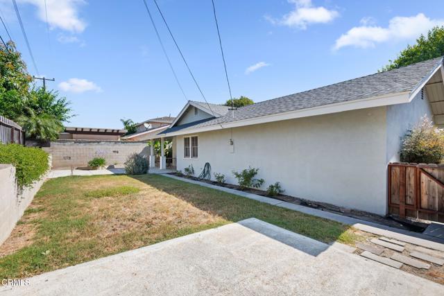 297 S Crocker Avenue, Ventura CA: https://media.crmls.org/mediaz/ffd6ef87-b70a-4f0c-839d-709e6b0e56ad.jpg