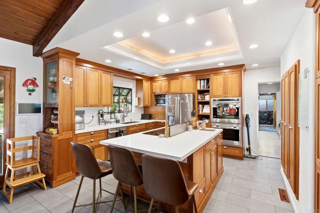 Detail Gallery Image 12 of 57 For 11724 Shadow Valley Rd, El Cajon,  CA 92020 - 5 Beds | 3 Baths