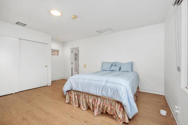 1859 Zapo Street, Del Mar CA: https://media.crmls.org/mediaz/ffd7eb7c-6c4f-4d91-82ec-313995ae1b61.jpg