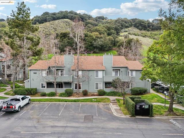 Image 23 of 26 For 740 Canyon Oaks Dr  A