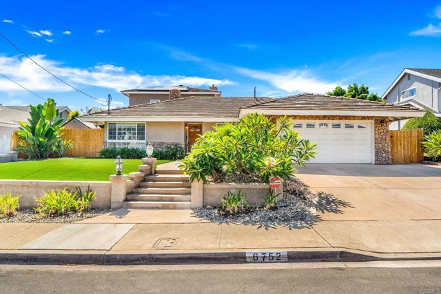 Detail Gallery Image 1 of 1 For 6752 Belle Glade Ave, San Diego,  CA 92119 - 4 Beds | 3 Baths