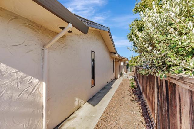 1870 Cushman Street, Hollister CA: https://media.crmls.org/mediaz/ffd95a45-8941-442d-9379-b44e04f02918.jpg